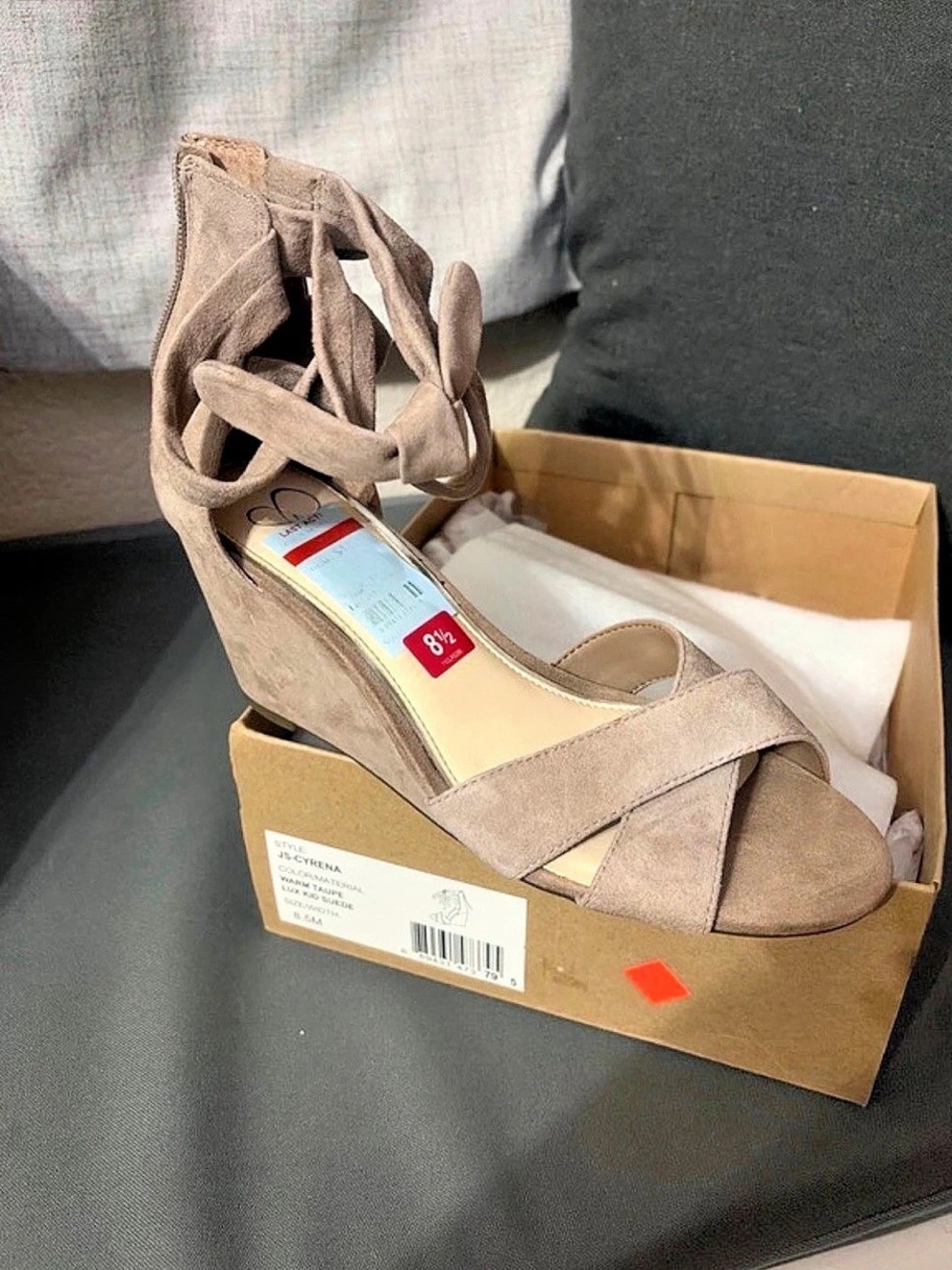 Jessica Simpson Cyrena Taupe Suede Wedge Sandals – Size 8.5 – New in Box